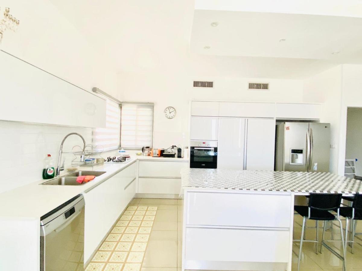Stunning Penthouse With Sea Views And Private Heated Pool Lägenhet Eilat Exteriör bild