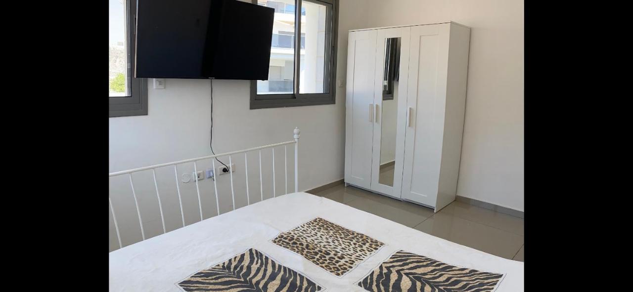 Stunning Penthouse With Sea Views And Private Heated Pool Lägenhet Eilat Exteriör bild