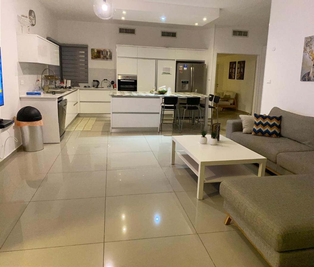 Stunning Penthouse With Sea Views And Private Heated Pool Lägenhet Eilat Exteriör bild