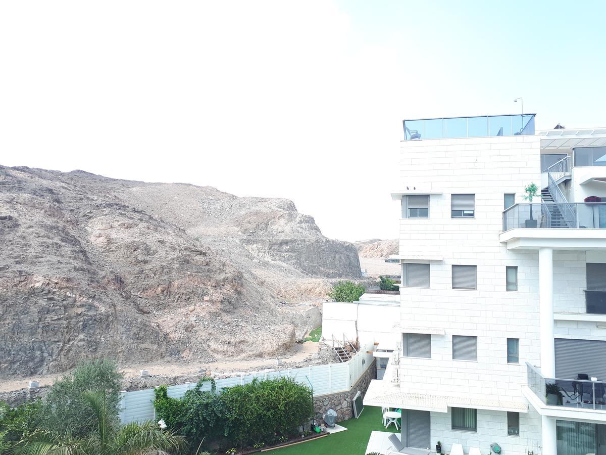 Stunning Penthouse With Sea Views And Private Heated Pool Lägenhet Eilat Exteriör bild