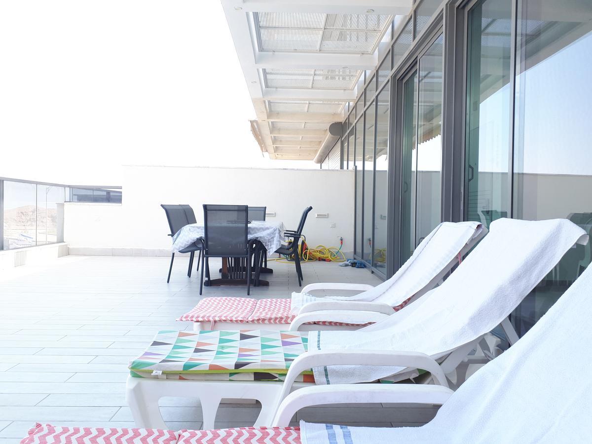 Stunning Penthouse With Sea Views And Private Heated Pool Lägenhet Eilat Exteriör bild