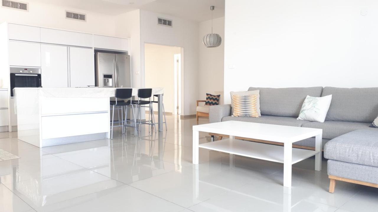 Stunning Penthouse With Sea Views And Private Heated Pool Lägenhet Eilat Exteriör bild